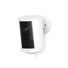 Plug-In / White / 1-pack:Spotlight Cam 2K plug-in in the color white.